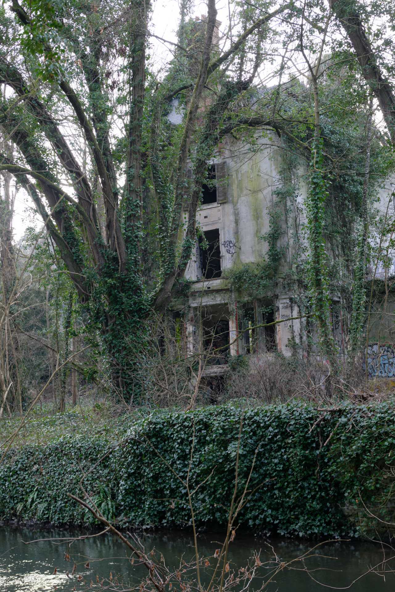 Châteaux en ruines
